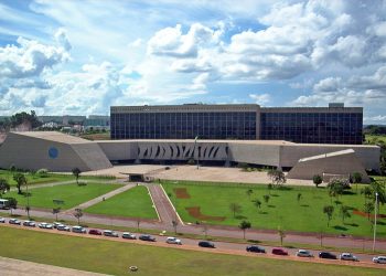 Decisão do STJ sobre seguro-garantia equilibra o jogo entre contribuintes e Fisco